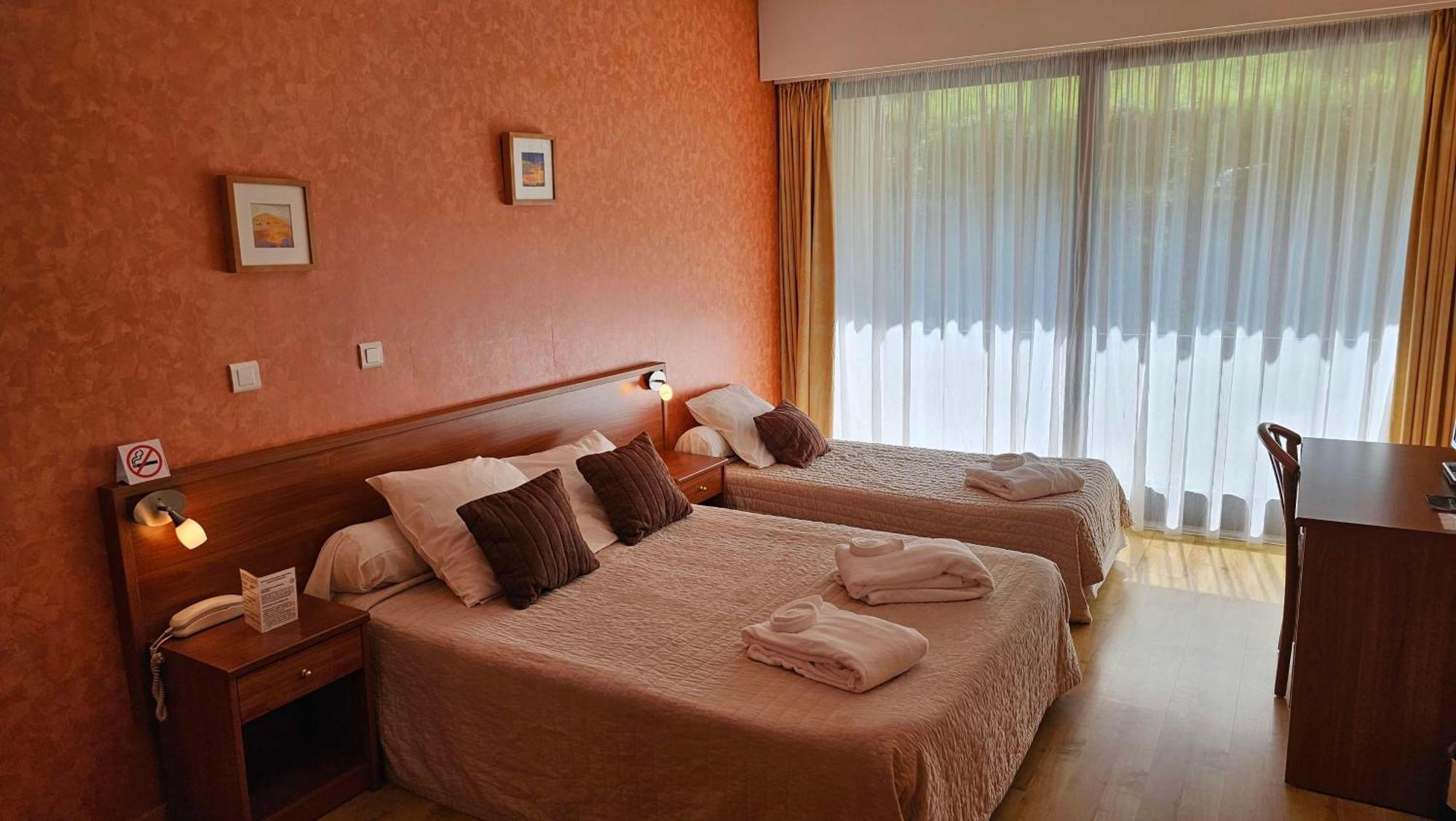 Brit Hotel Du Ban Chaudes-Aigues Eksteriør bilde