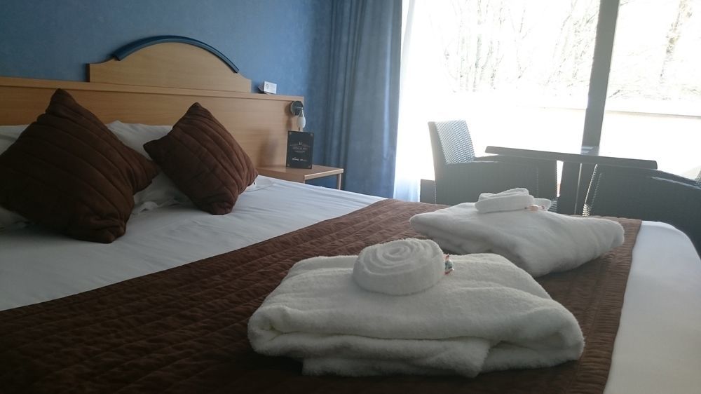 Brit Hotel Du Ban Chaudes-Aigues Eksteriør bilde