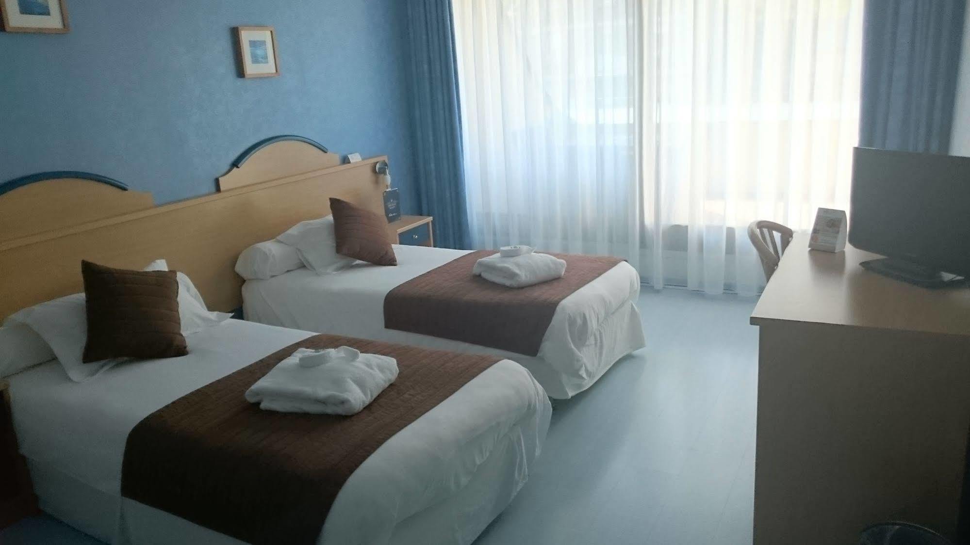 Brit Hotel Du Ban Chaudes-Aigues Eksteriør bilde