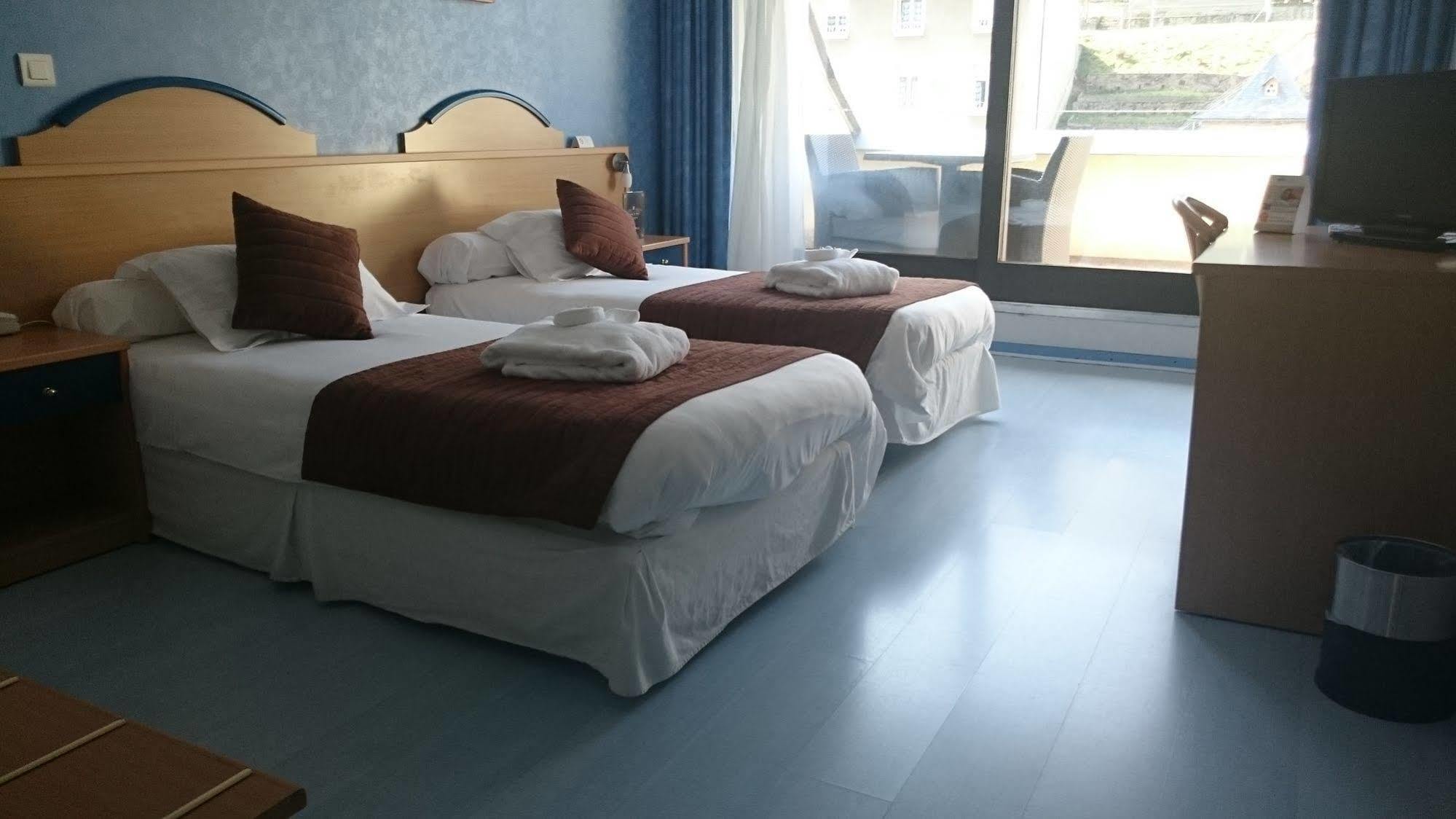 Brit Hotel Du Ban Chaudes-Aigues Eksteriør bilde
